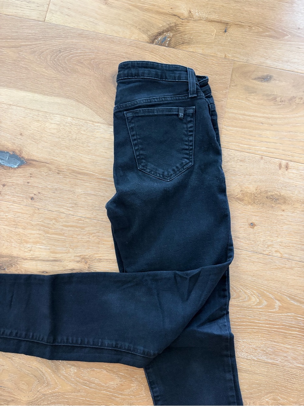 Joe's Jeans Black Skinny Jeans - Sleek Slim Fit
